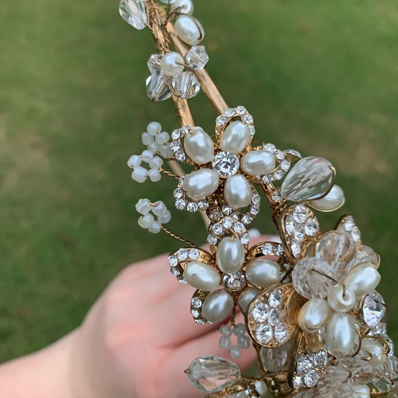 Rhinestone & Pearl Flower Crown - Picture 11 of 15